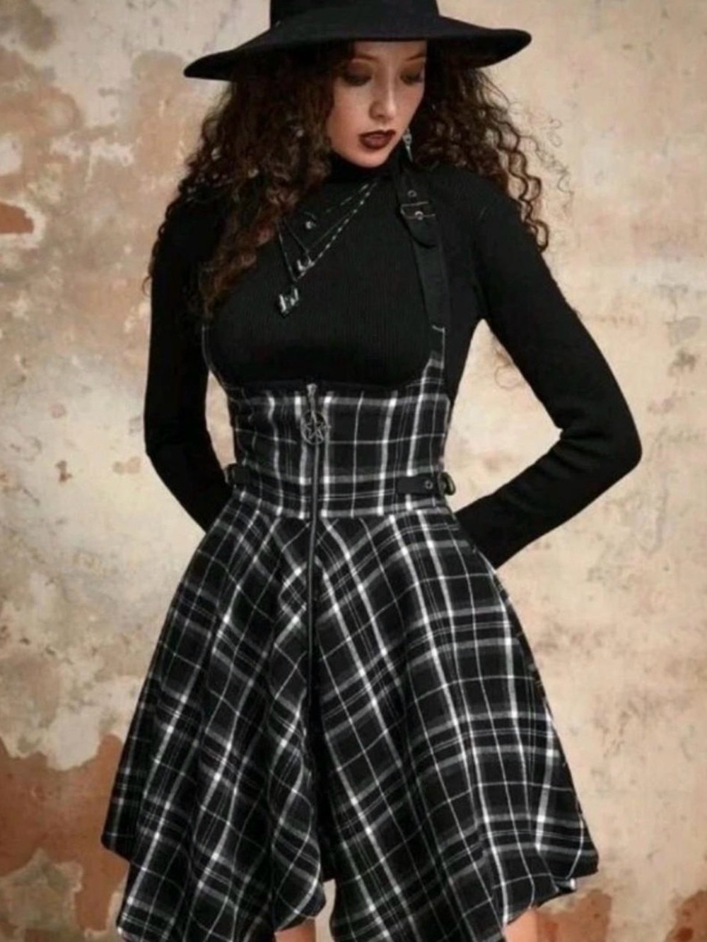 Romwe Black Plaid Underbust Suspender Flared Skirt